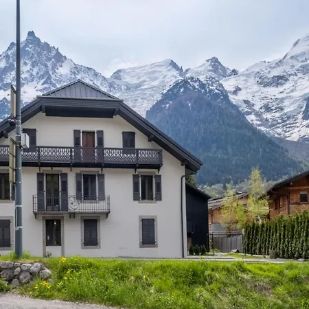 Newly Renovated Apartment With Mont Blanc View Chamonix Mont Blanc Exterior foto