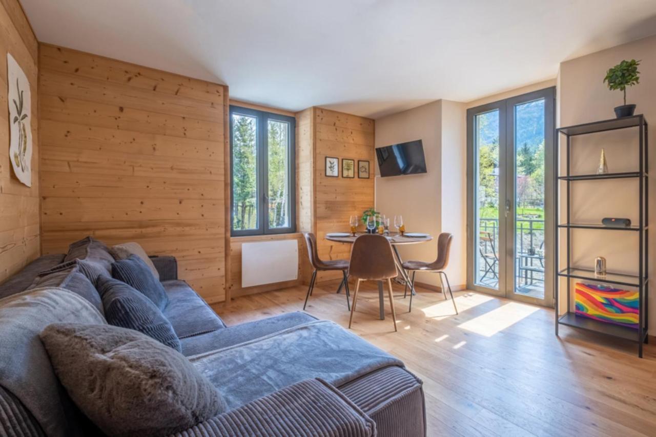 Newly Renovated With Mont Blanc View * Chamonix Mont Blanc